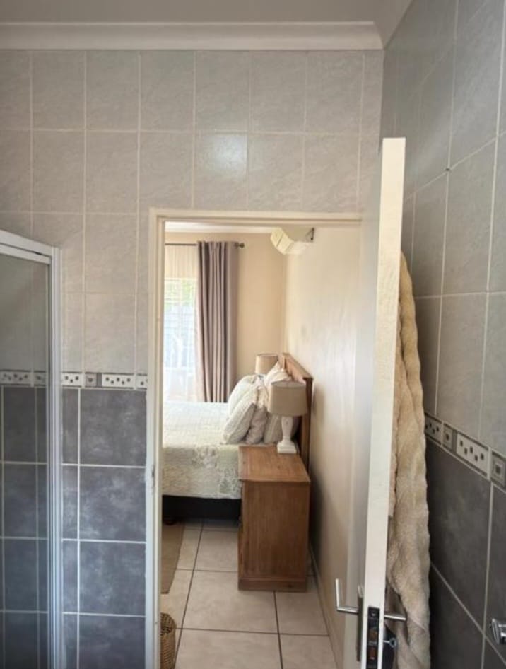 3 Bedroom Property for Sale in Rhodesdene Northern Cape